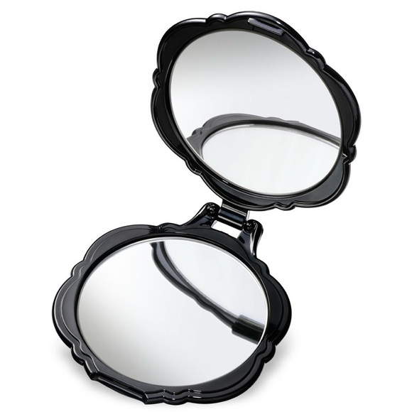 Anna Sui Beauty Mirror - Picture 2 of 3